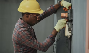 Common Issues Electrical Engineering Companies Handle